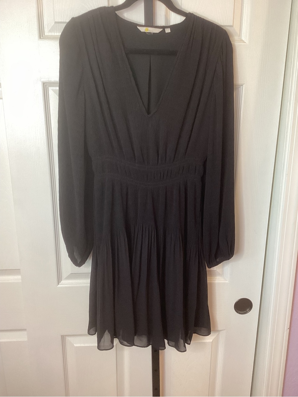 Boden Black V-Neck Long Sleeve Dress, size 6
